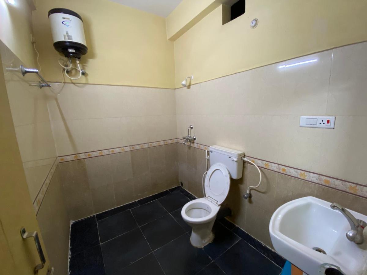 Hotel Shubham Rourkela Buitenkant foto