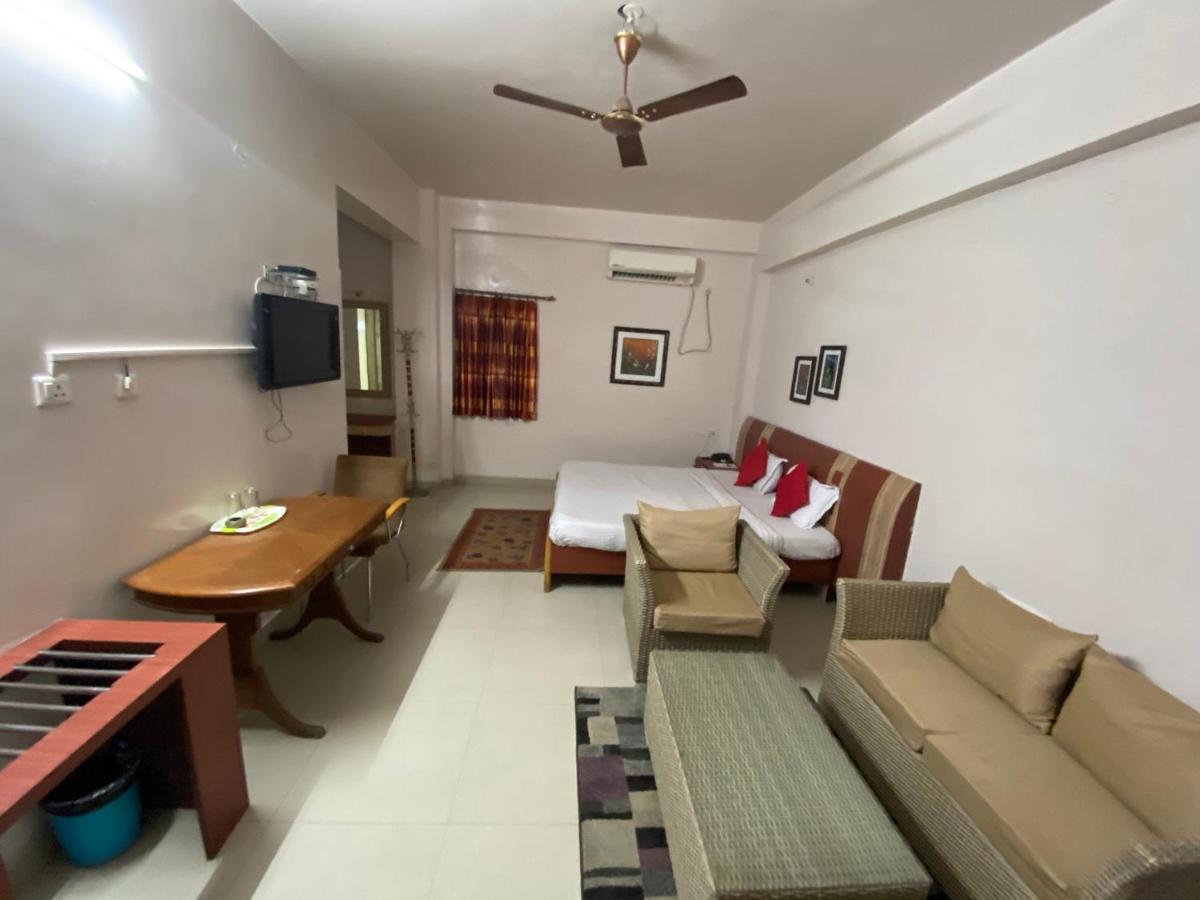Hotel Shubham Rourkela Buitenkant foto