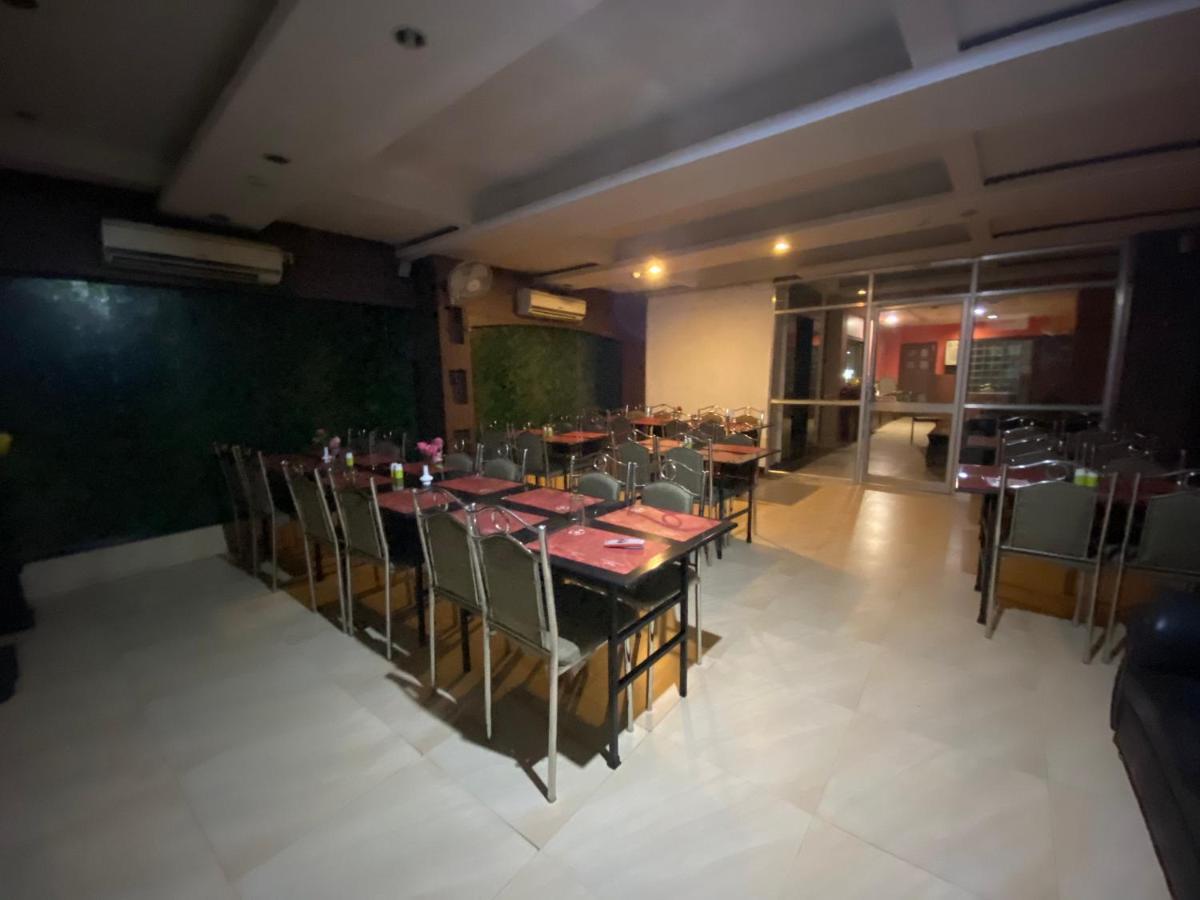 Hotel Shubham Rourkela Buitenkant foto
