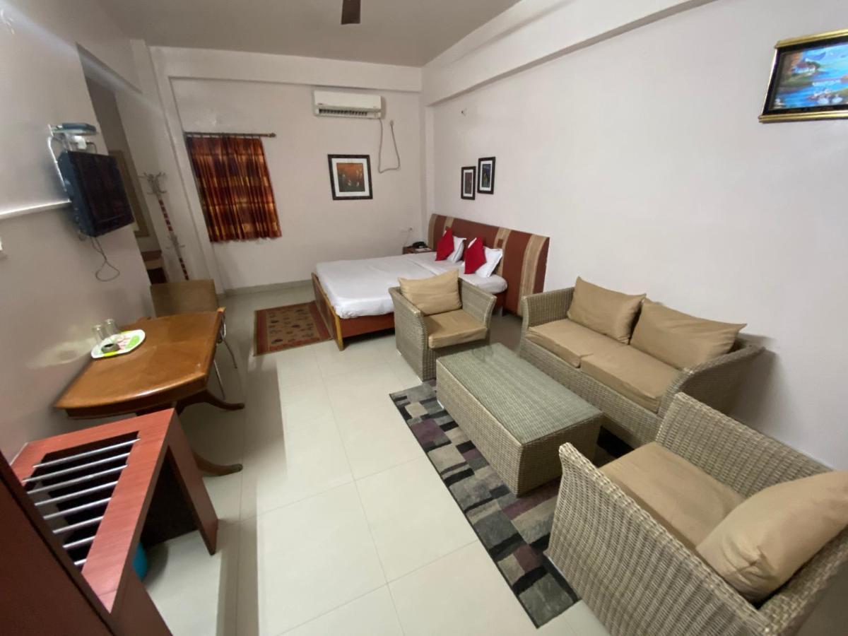 Hotel Shubham Rourkela Buitenkant foto
